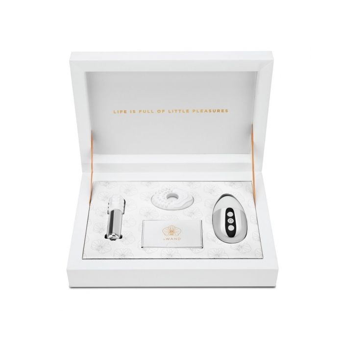 Le Wand Little Pleasures 6 Piece Collection